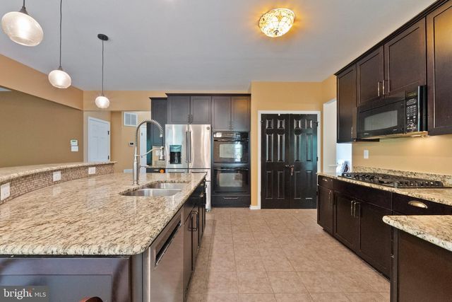 3230 SABER RD, Huntingtown, MD 20639