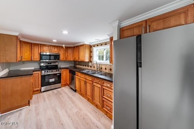 924 River Road, Schodack, NY 12156