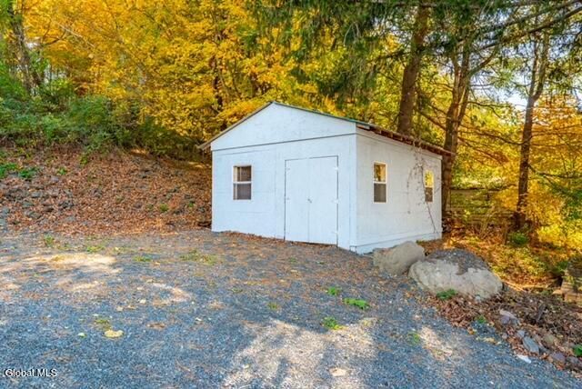 924 River Road, Schodack, NY 12156