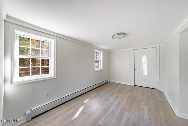 924 River Road, Schodack, NY 12156