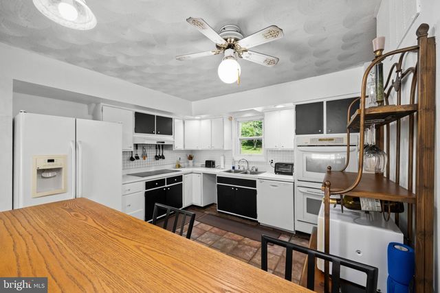 14009 FOX RUN CT, Phoenix, MD 21131