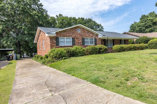 2200 Lancaster Drive, Columbus, GA 31904