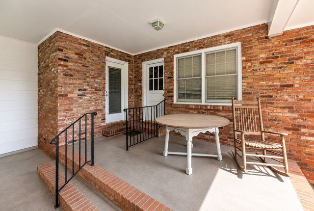 2200 Lancaster Drive, Columbus, GA 31904
