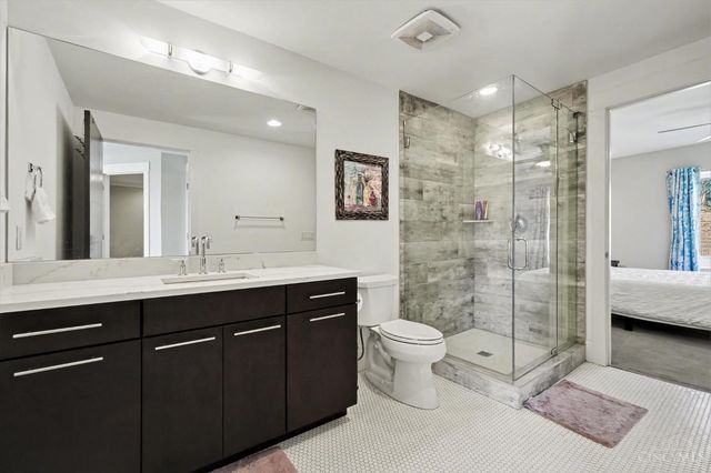 5971 Woodland Lane, Columbia Twp, OH 45227