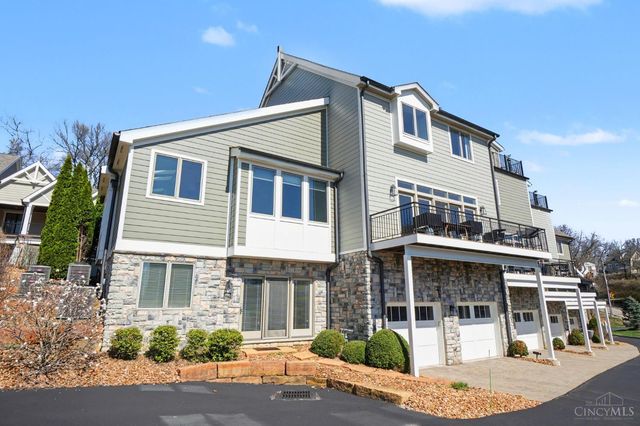 5971 Woodland Lane, Columbia Twp, OH 45227
