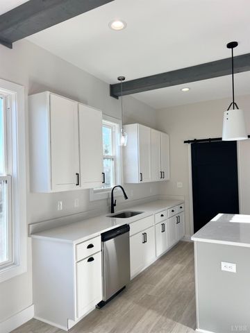 424 Main St., Madison Heights, VA 24572