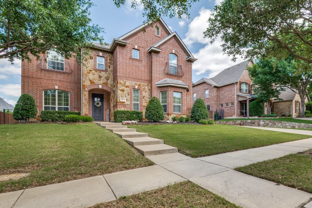 4837 Eddleman Drive, Fort Worth, TX 76244