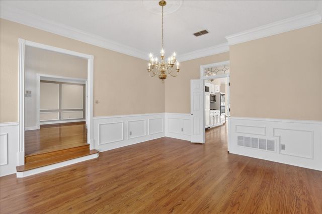 3403 Crossgate Circle S, Colleyville, TX 76034