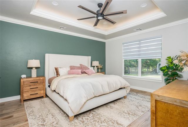 11809 Setenta Grove Circle, Oklahoma City, OK 73150