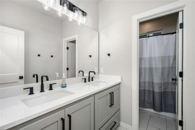 11809 Setenta Grove Circle, Oklahoma City, OK 73150