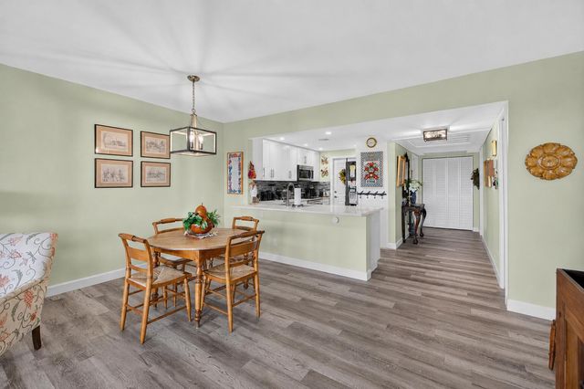 3100 NE 48TH Court 409, Lighthouse Point, FL 33064