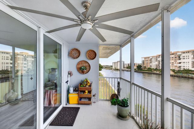3100 NE 48TH Court 409, Lighthouse Point, FL 33064