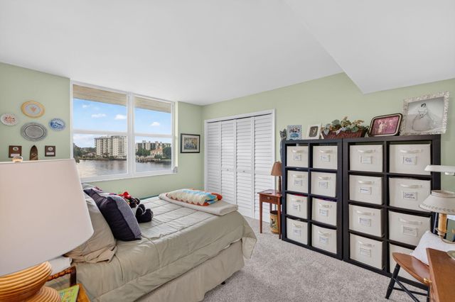 3100 NE 48TH Court 409, Lighthouse Point, FL 33064