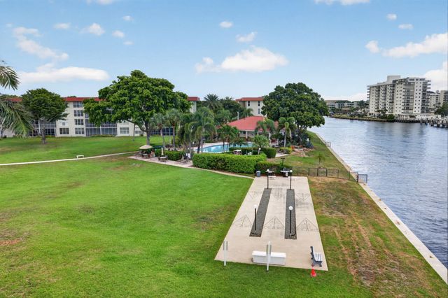 3100 NE 48TH Court 409, Lighthouse Point, FL 33064