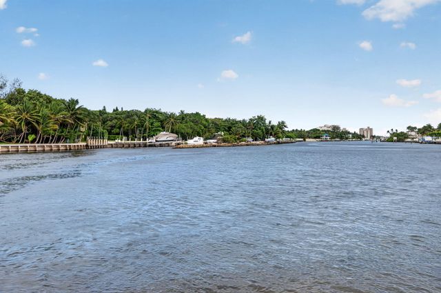 3100 NE 48TH Court 409, Lighthouse Point, FL 33064