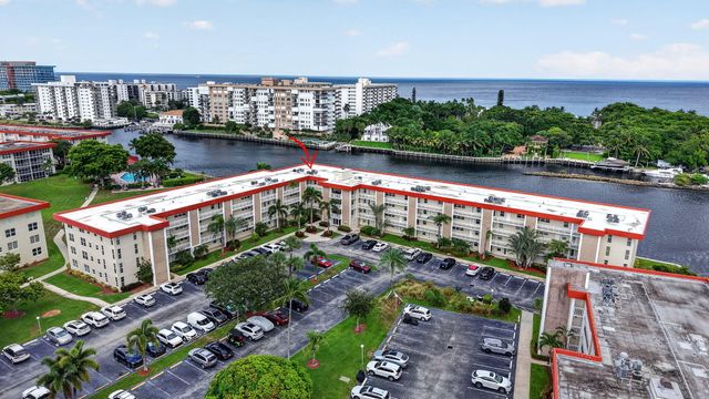 3100 NE 48TH Court 409, Lighthouse Point, FL 33064