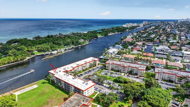 3100 NE 48TH Court 409, Lighthouse Point, FL 33064