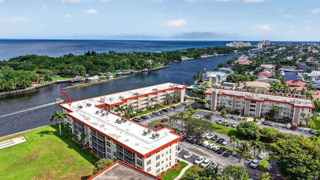 3100 NE 48TH Court 409, Lighthouse Point, FL 33064