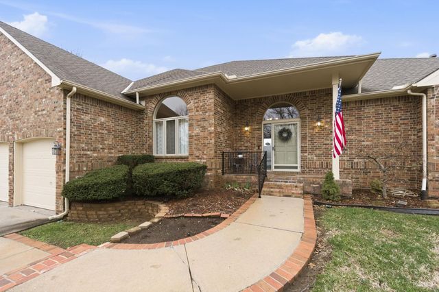 15 E Flanigan Dr, Augusta, KS 67010