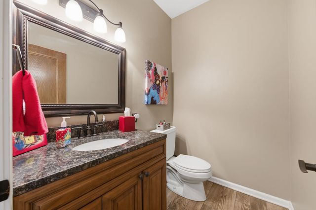 15 E Flanigan Dr, Augusta, KS 67010