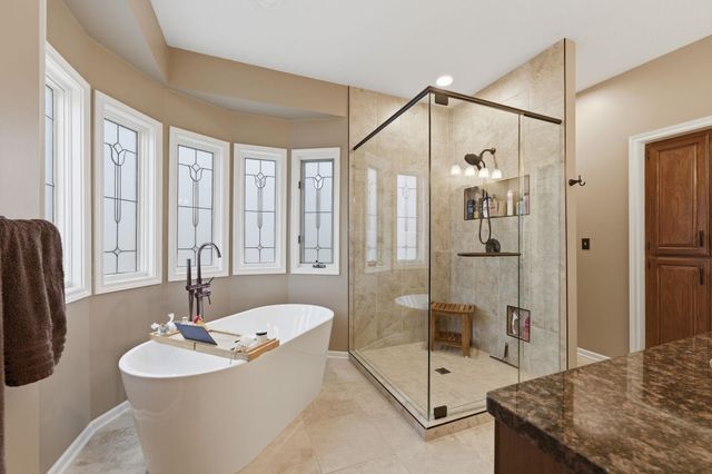 15 E Flanigan Dr, Augusta, KS 67010