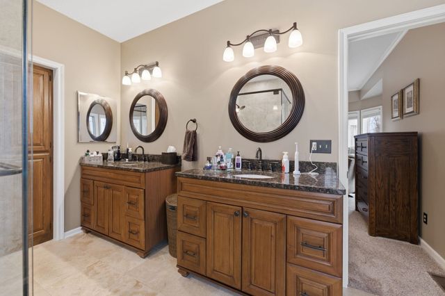 15 E Flanigan Dr, Augusta, KS 67010