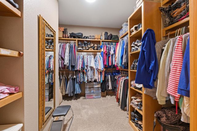 15 E Flanigan Dr, Augusta, KS 67010