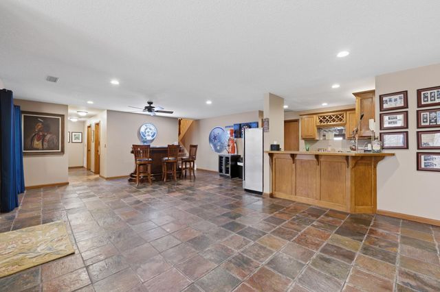 15 E Flanigan Dr, Augusta, KS 67010