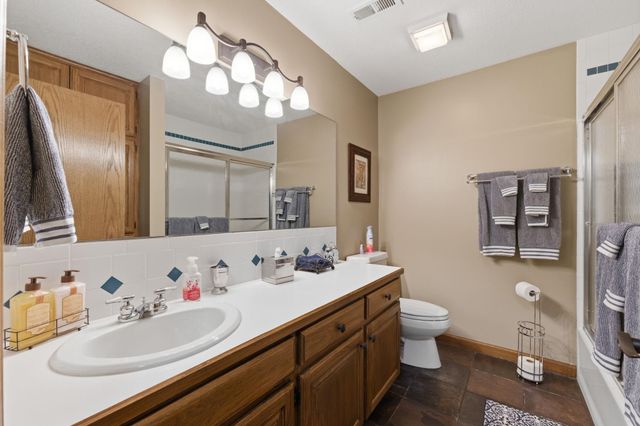 15 E Flanigan Dr, Augusta, KS 67010