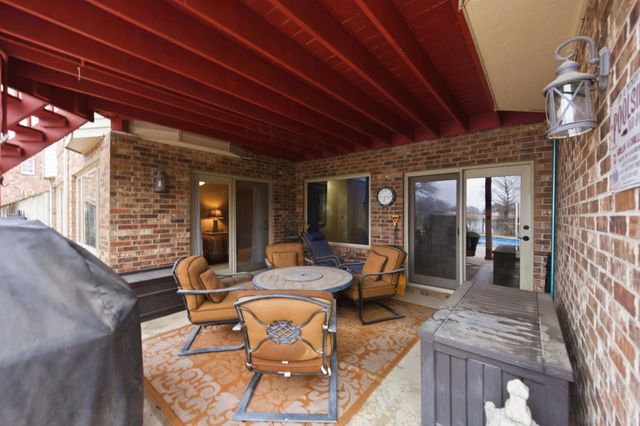 15 E Flanigan Dr, Augusta, KS 67010