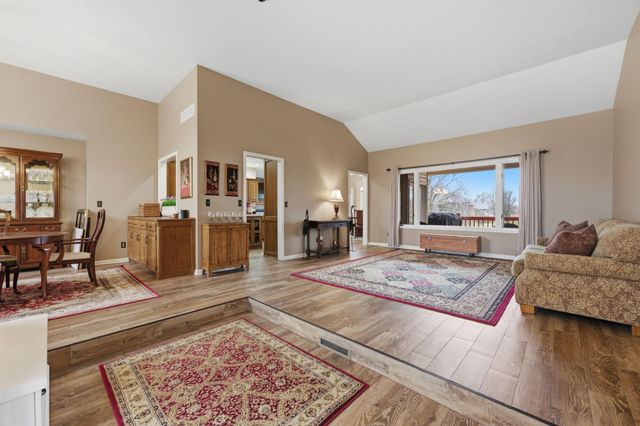 15 E Flanigan Dr, Augusta, KS 67010