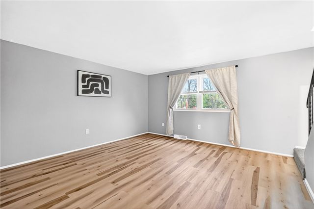 930 ACADEMY HEIGHTS DRIVE, Hempfield Twp, PA 15601