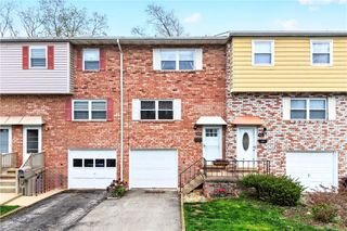 930 ACADEMY HEIGHTS DRIVE, Hempfield Twp, PA 15601