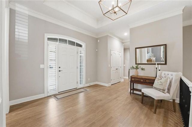 11357 Buena Vista Street, Leawood, KS 66211