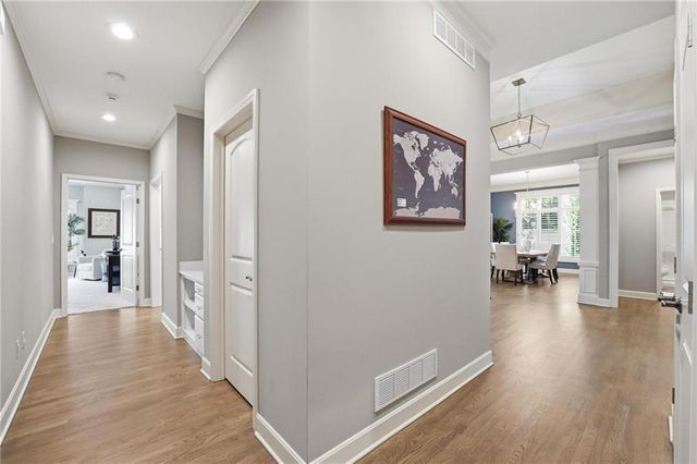 11357 Buena Vista Street, Leawood, KS 66211