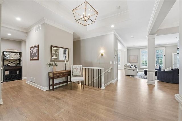 11357 Buena Vista Street, Leawood, KS 66211