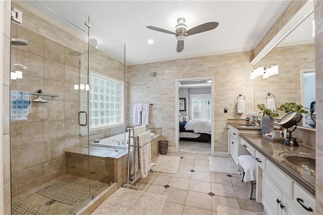 11357 Buena Vista Street, Leawood, KS 66211