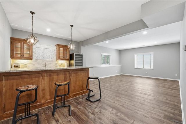 11357 Buena Vista Street, Leawood, KS 66211