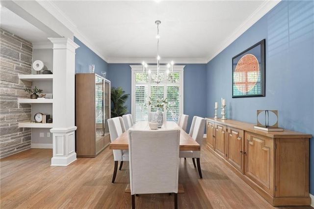 11357 Buena Vista Street, Leawood, KS 66211