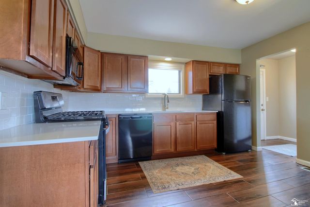 3119 Lakeview Street, Monroe, MI 48162