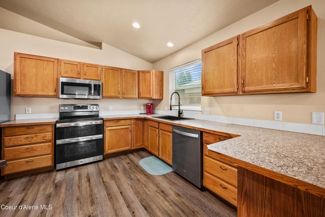 3195 N 13th ST, Coeur D'alene, ID 83815