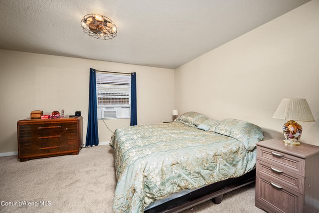 3195 N 13th ST, Coeur D'alene, ID 83815