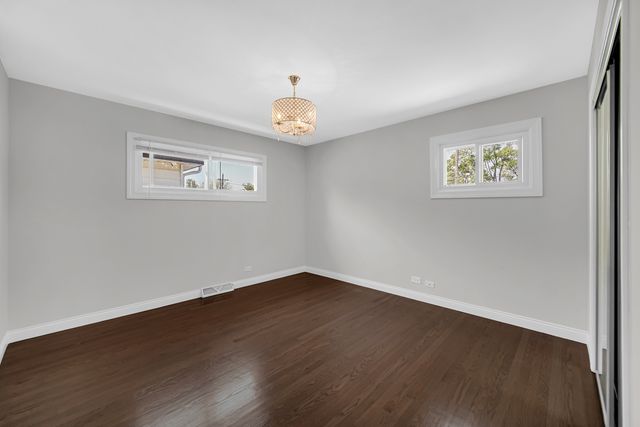 9234 Linder Avenue, Morton Grove, IL 60053