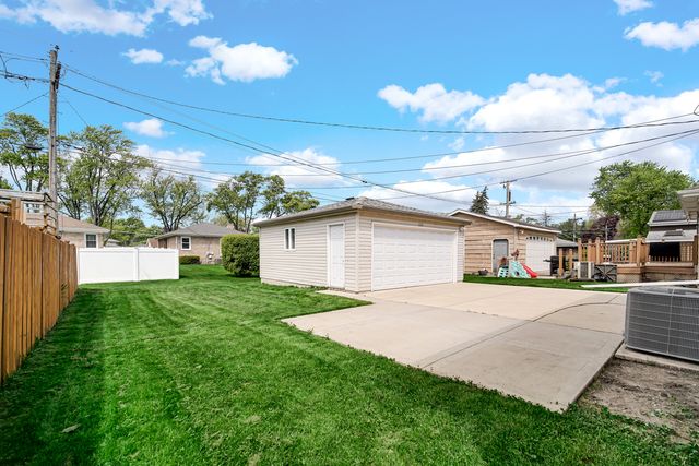 9234 Linder Avenue, Morton Grove, IL 60053