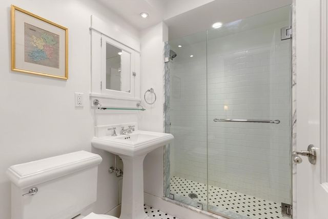 2 Hawthorne Pl 5M, Boston, MA 02114