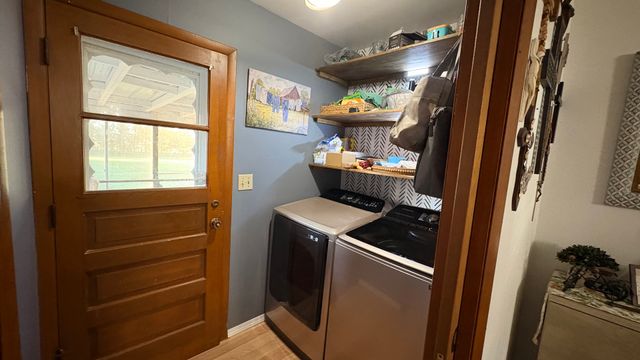 55 dawn Avenue, Plano, IL 60545