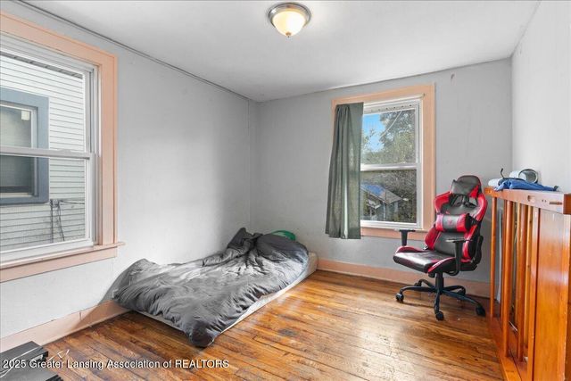 424 S Clemens, Lansing, MI 48912