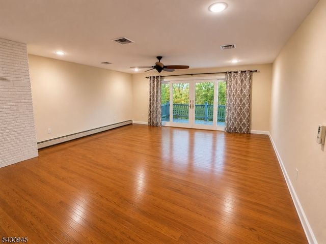695 Berdan Ave, Wayne Twp., NJ 07470