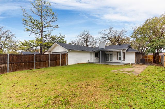 1425 Whitney Drive, Garland, TX 75040