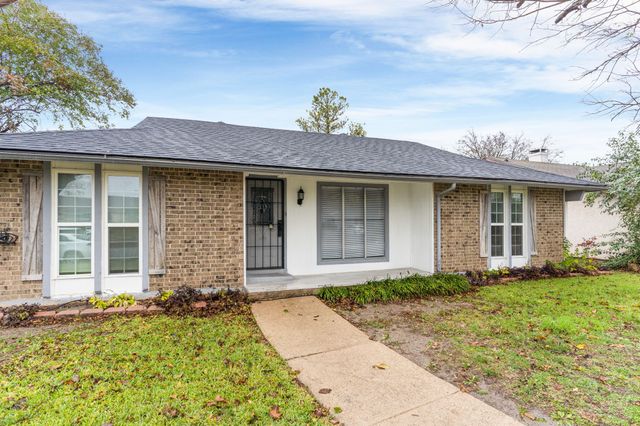 1425 Whitney Drive, Garland, TX 75040